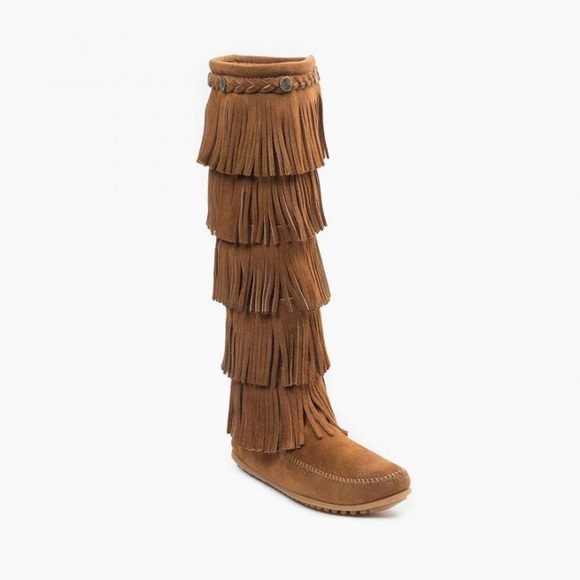 Minnetonka Moccasin Five Layer Fringe Boot Size 7 - Picture 2 of 6
